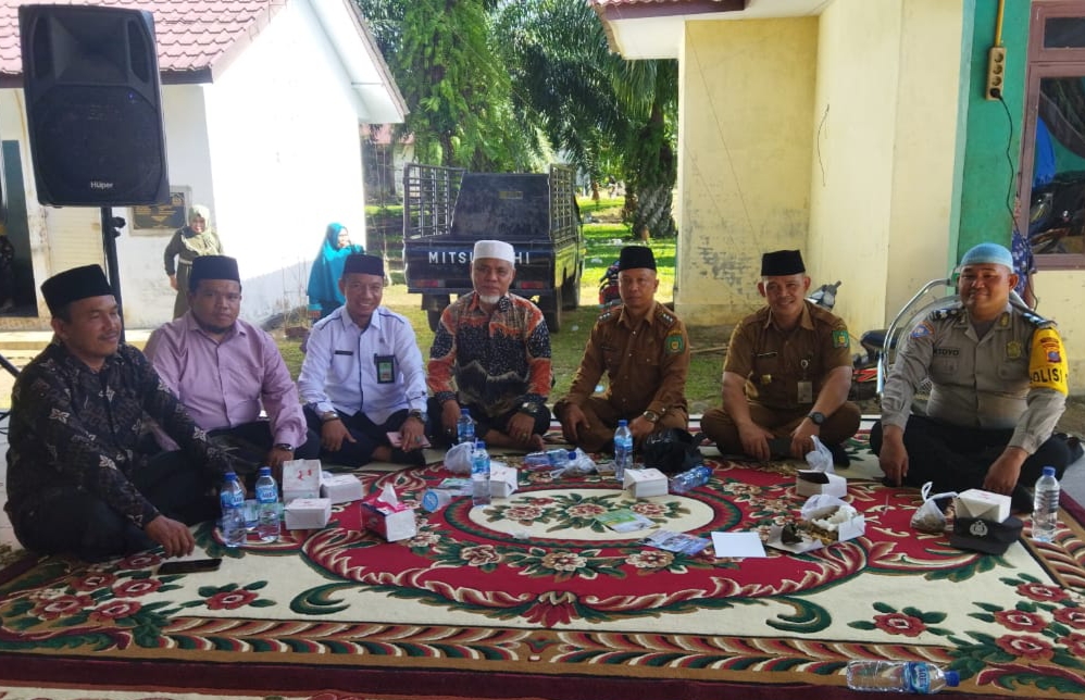 You are currently viewing Ketua FKUB Langkat Hadiri Pengajian Al-Hidayah Kecamatan Salapian