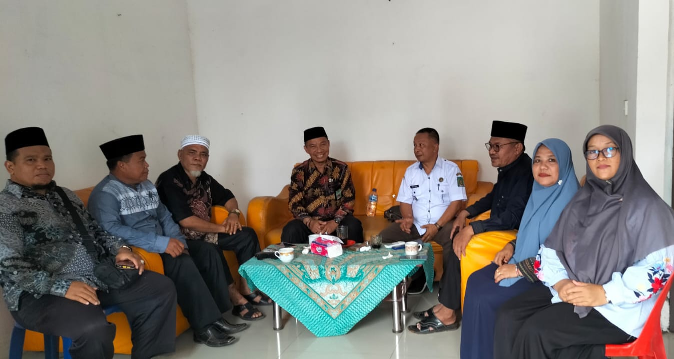 You are currently viewing FKUB Langkat Dukung Kegiatan Baksos Muslimat Alwashliyah Sumut