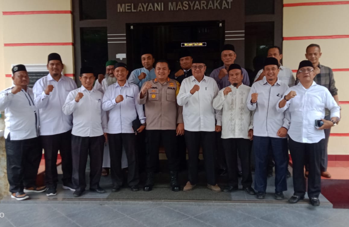 You are currently viewing FKUB Langkat Dukung Aksi Langkat Peduli Palestina Bersama Tokoh Lintas Agama