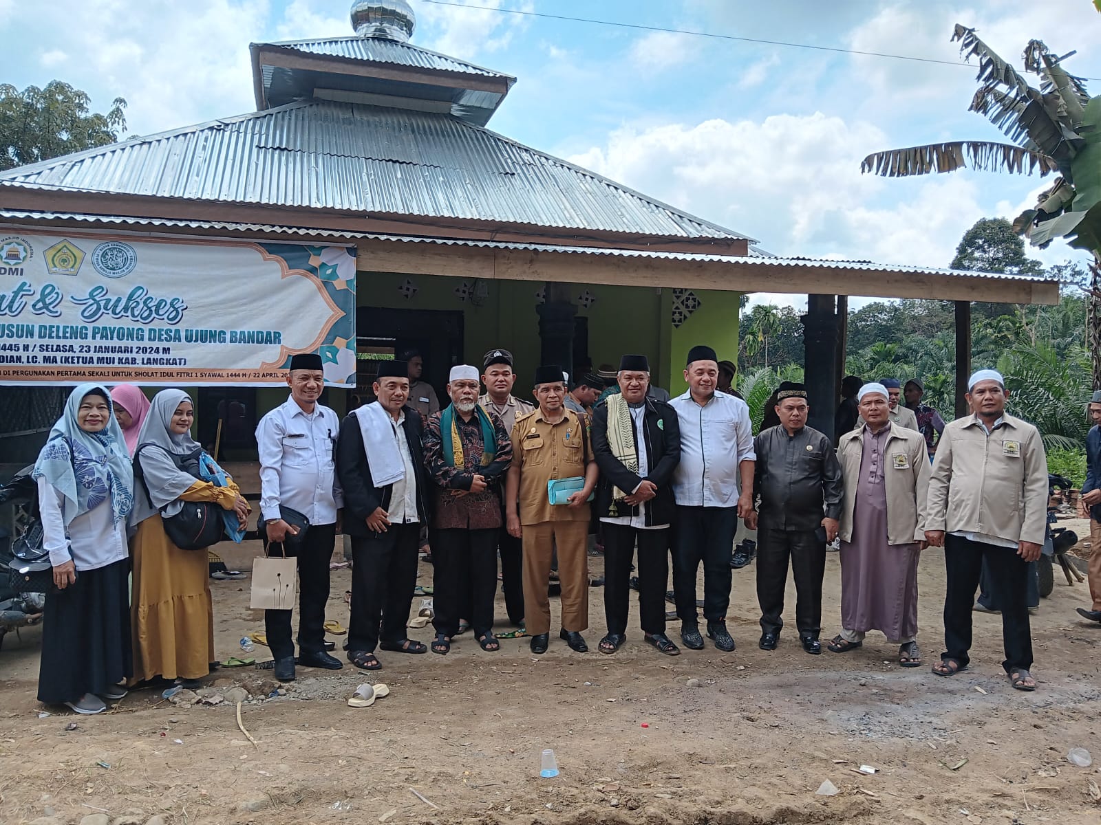 You are currently viewing FKUB Langkat Hadiri Peresmian Masjid Al-Hikmah Deleng Payong Desa Ujung Bandar