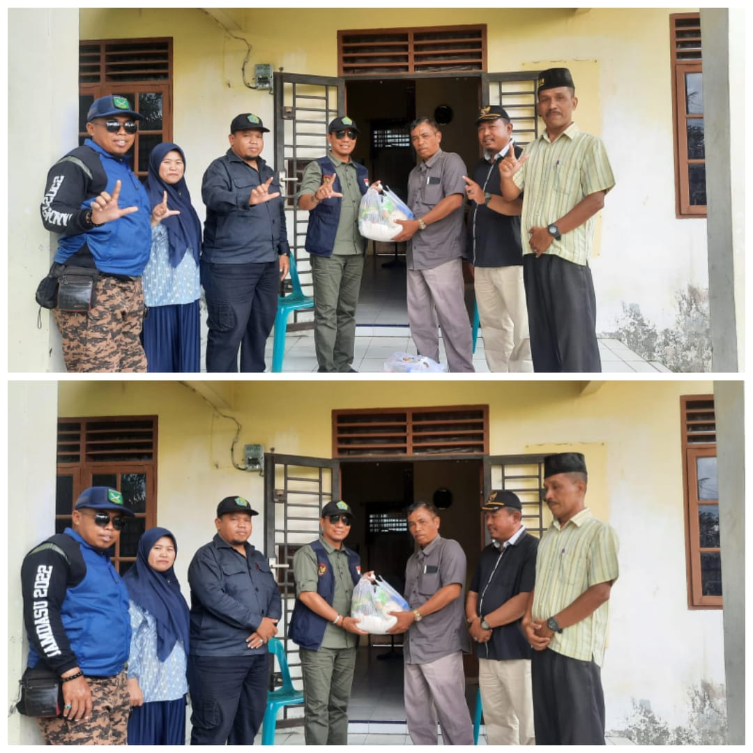 You are currently viewing Kemenag Kabupaten Langkat Salurkan Bantuan Kepada FKUB Langkat yang terdampak Banjir.